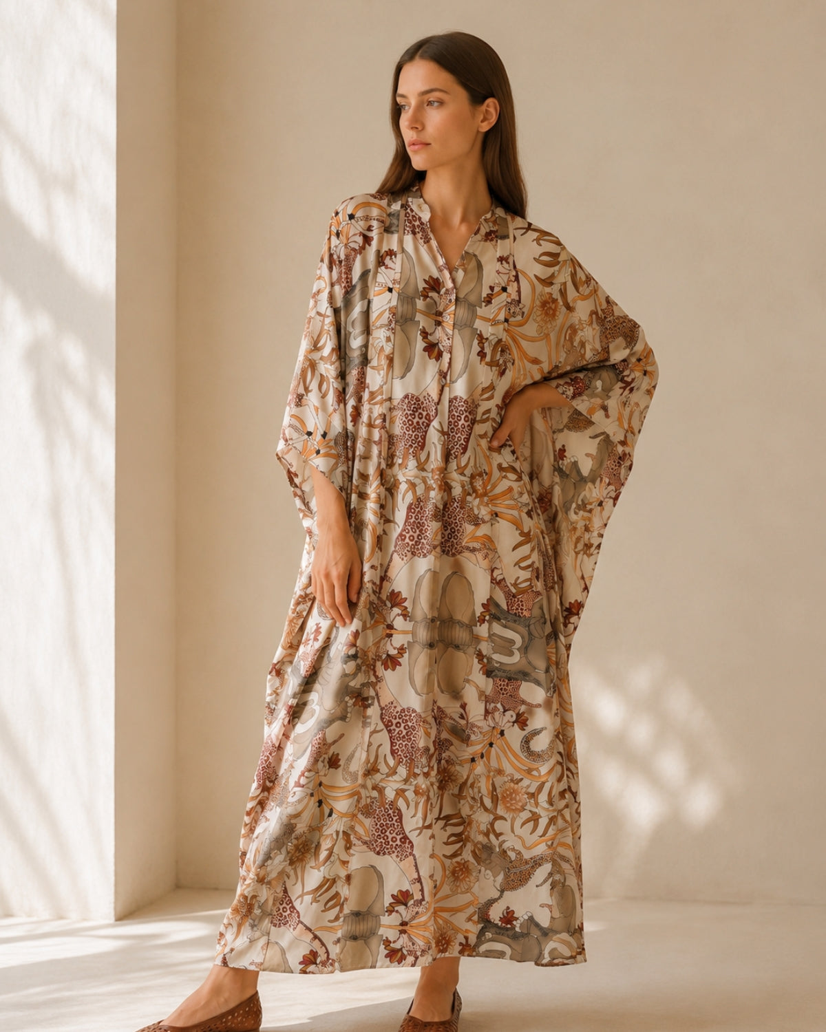 Satin-Maxikleid mit Blumenmuster - Eternelle