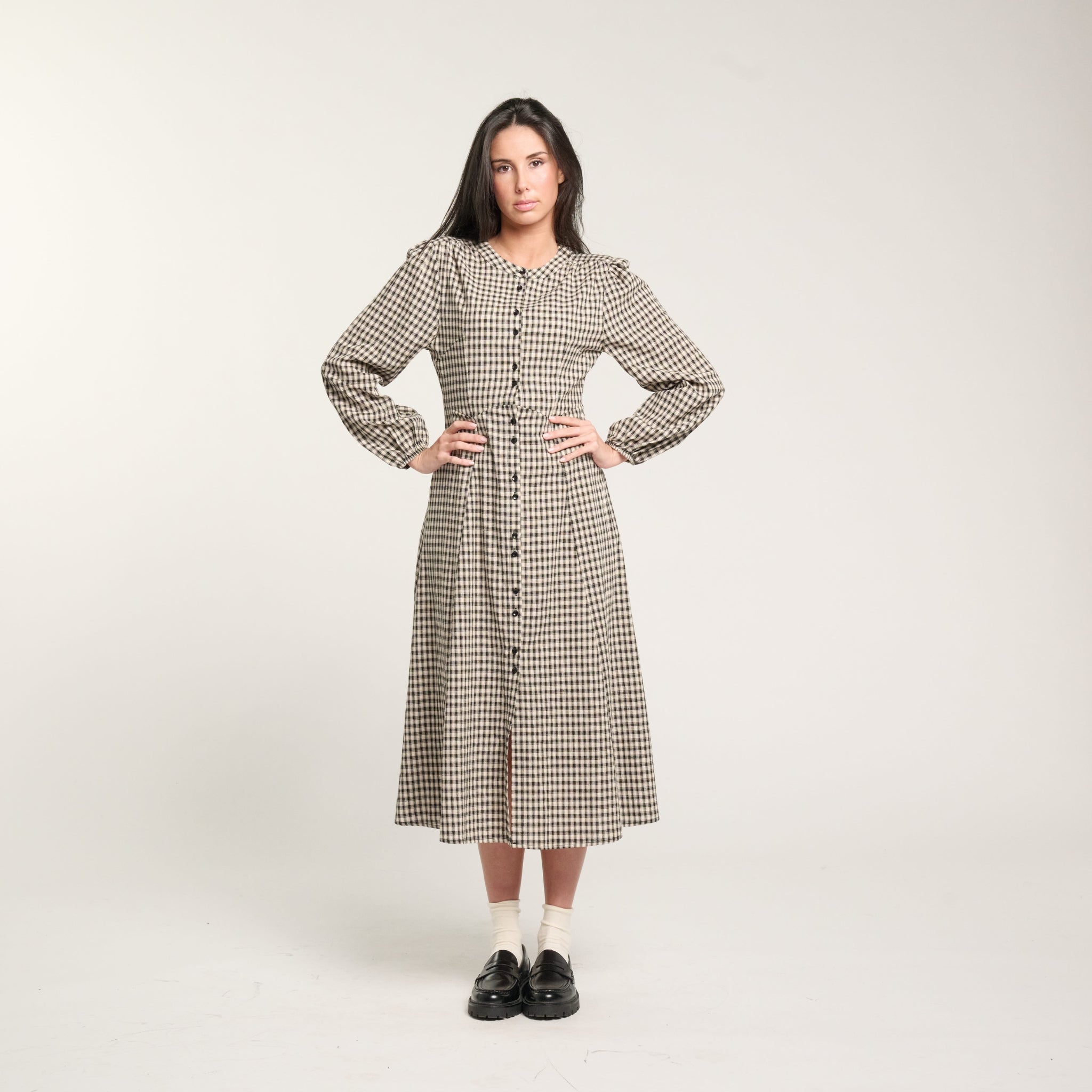 Robe à carreaux taille marquée